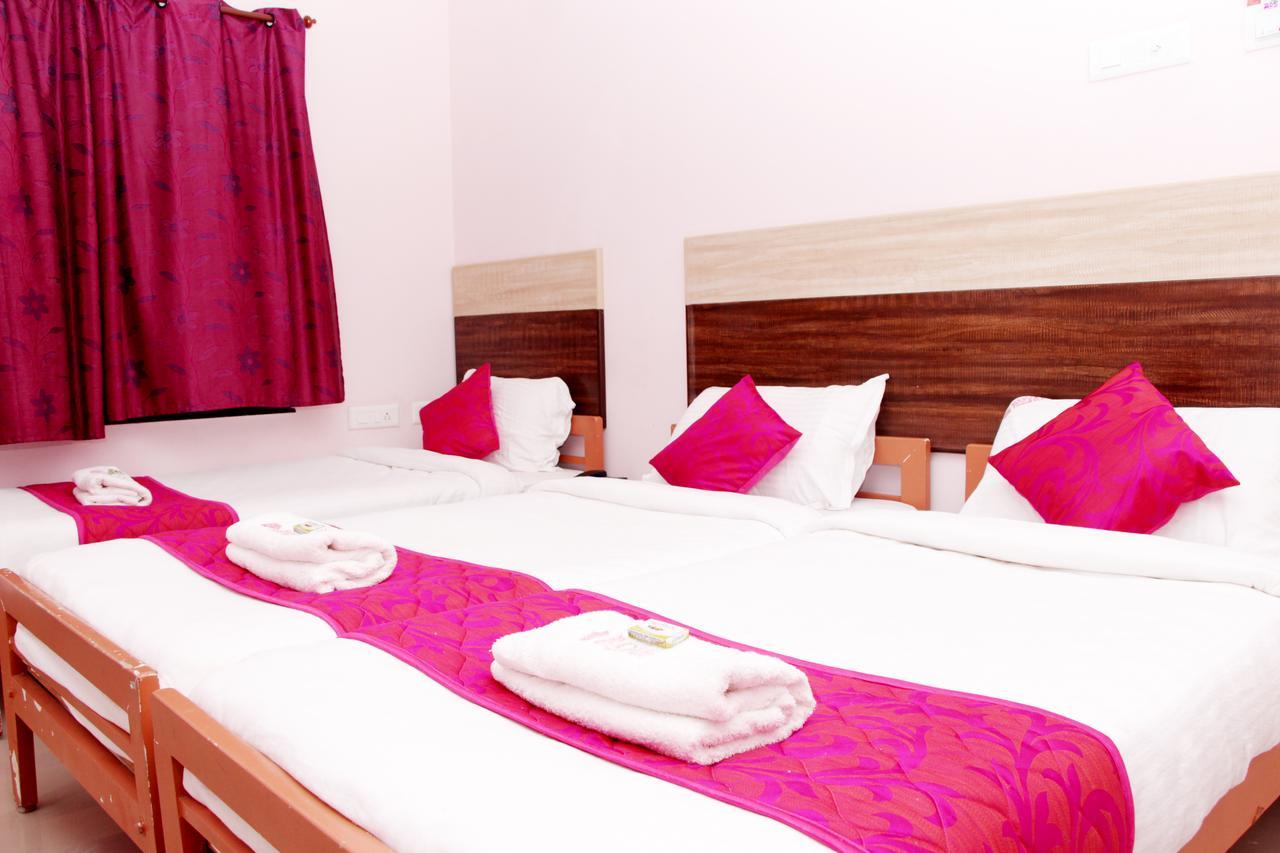 Royal Grand Days Hotel Chennai Exterior photo